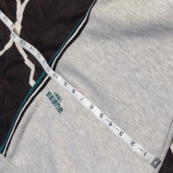 Guess Sweatpants - Picture 14 of 14